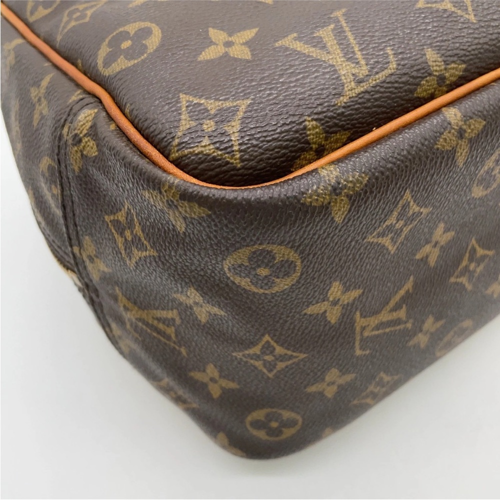 Louis Vuitton Deauville Bag - Picture 10 of 14